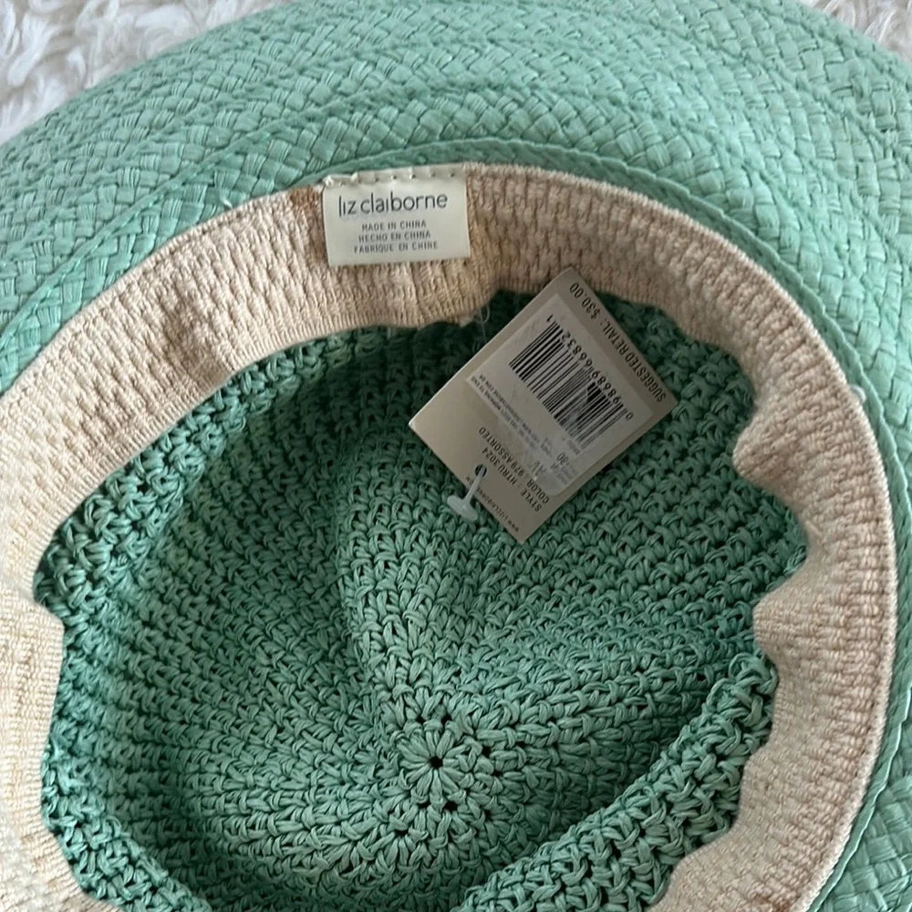 Liz Claiborne this liz